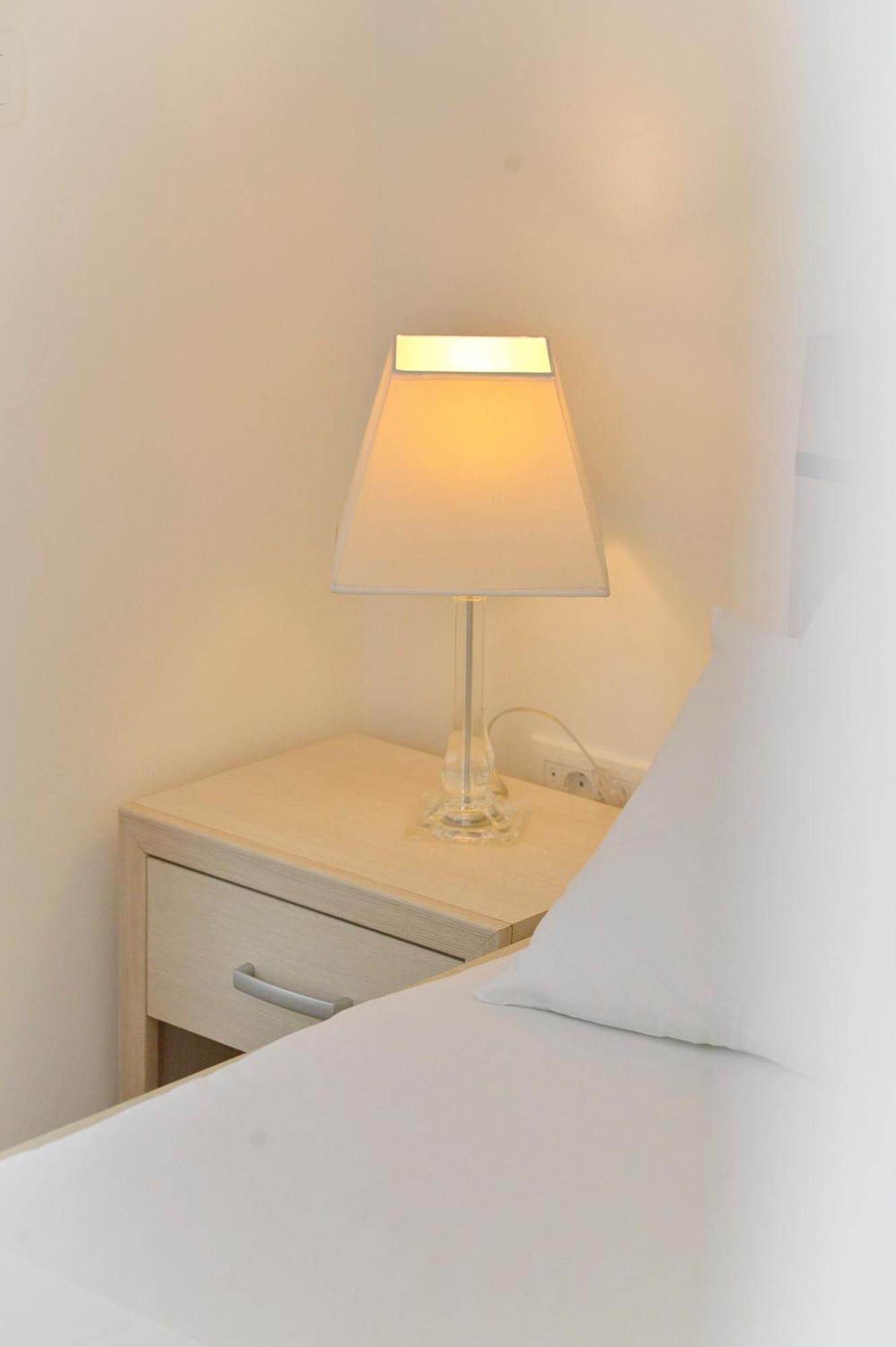Pearl Shell Apartments Котор Екстер'єр фото