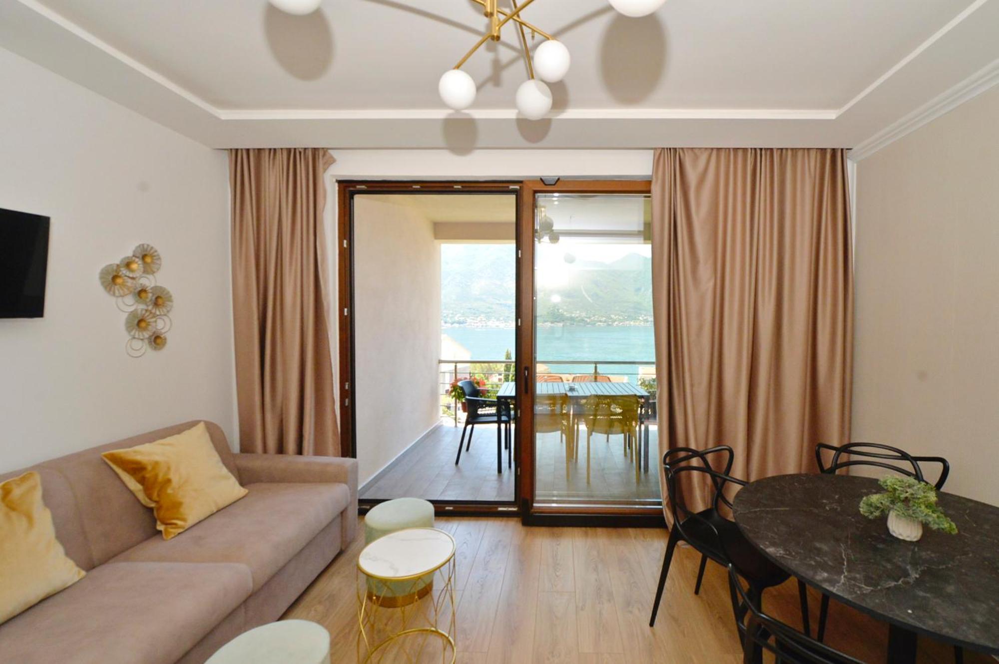 Pearl Shell Apartments Котор Екстер'єр фото