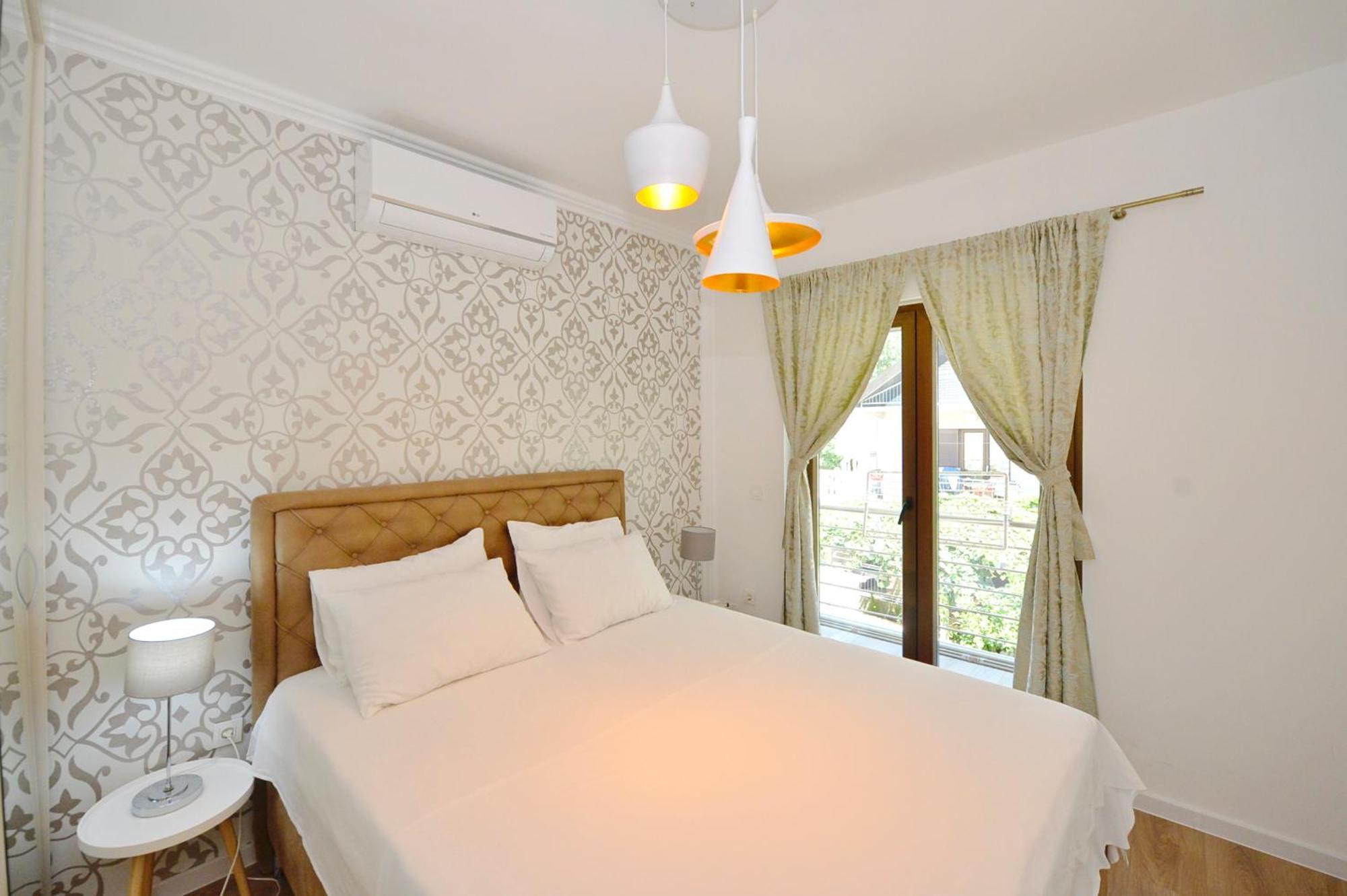 Pearl Shell Apartments Котор Екстер'єр фото