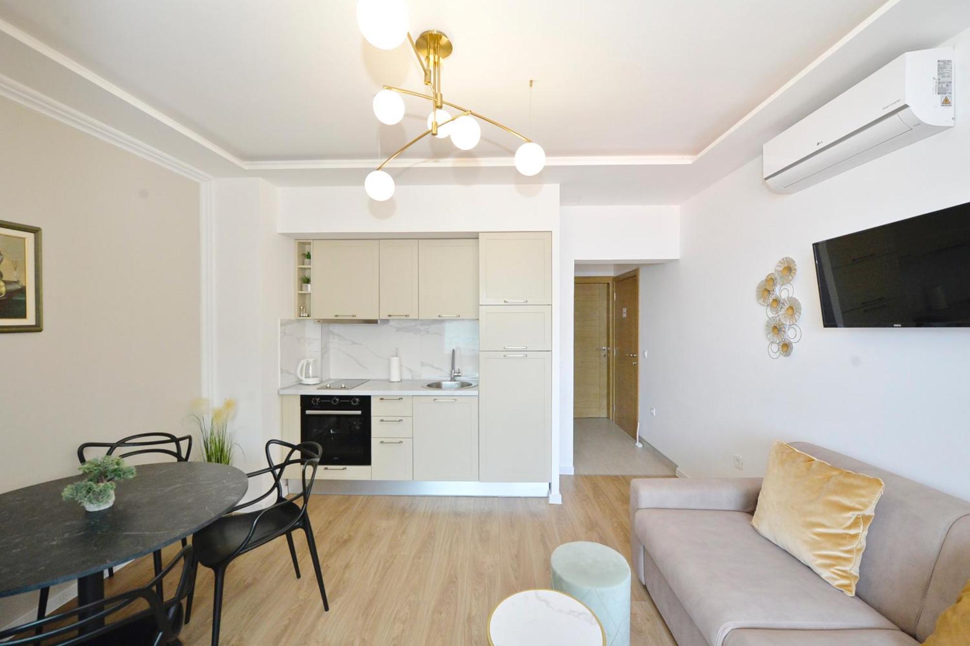Pearl Shell Apartments Котор Екстер'єр фото