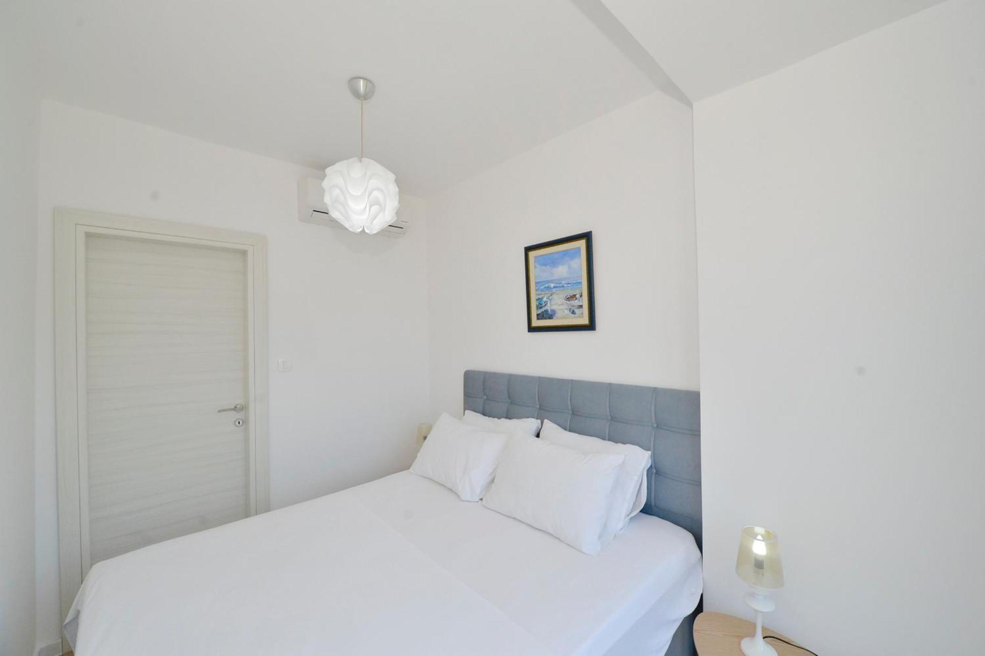 Pearl Shell Apartments Котор Екстер'єр фото